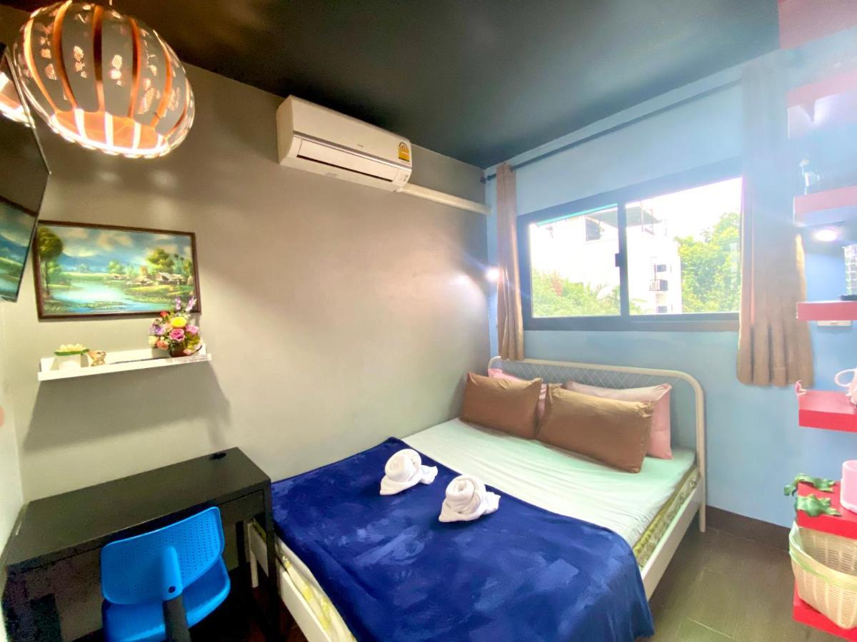 4J Lodge Bangkok Buitenkant foto
